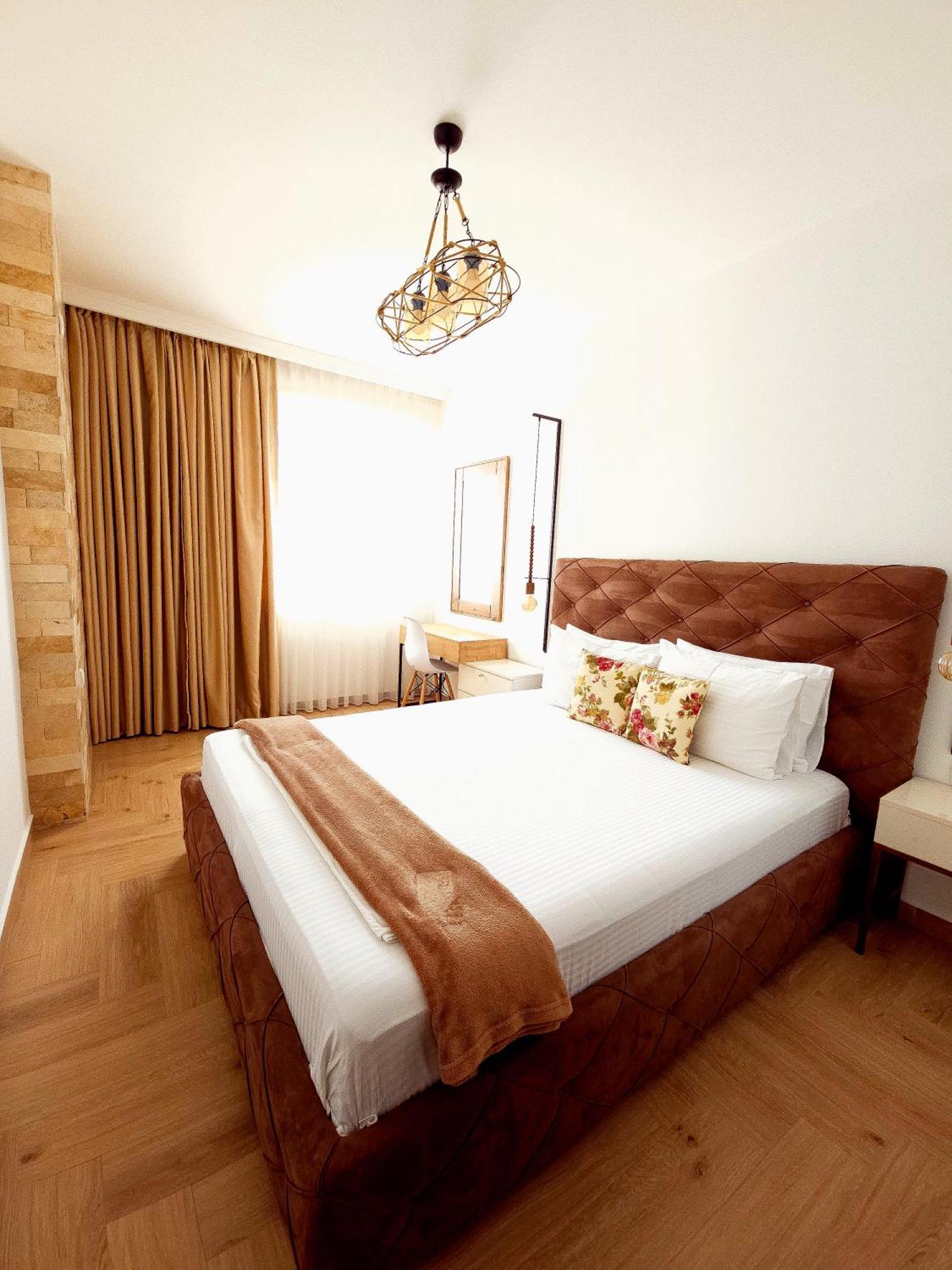Lacasa Apartments & Restaurant Ulcinj Kültér fotó