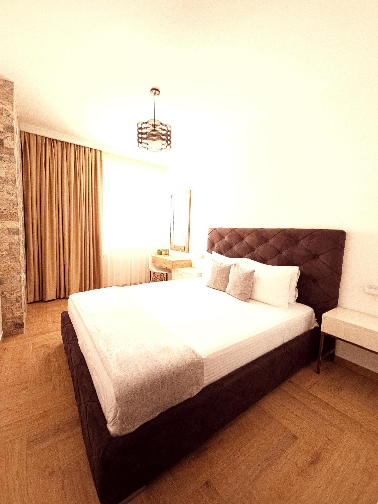 Lacasa Apartments & Restaurant Ulcinj Kültér fotó