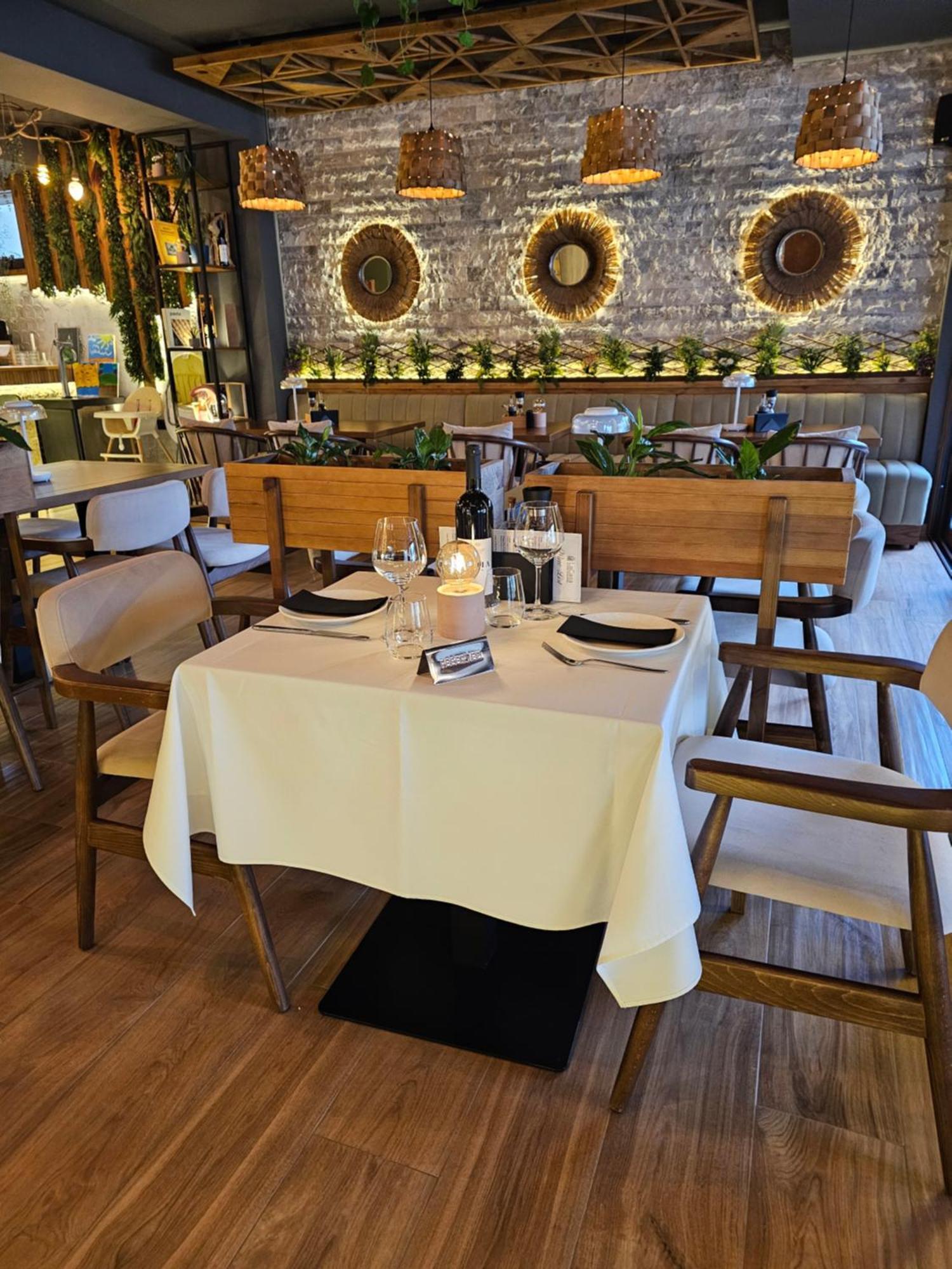 Lacasa Apartments & Restaurant Ulcinj Kültér fotó