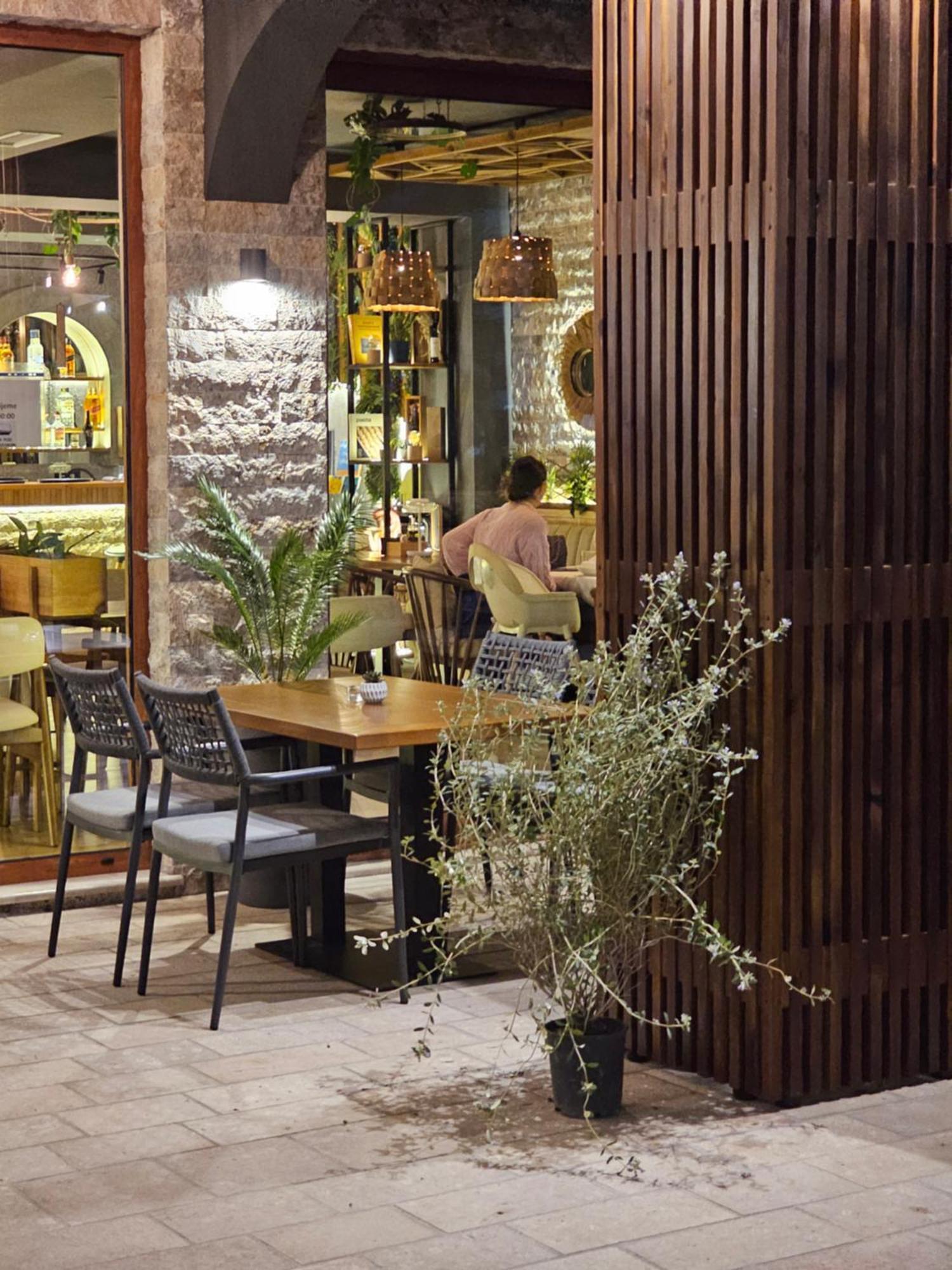Lacasa Apartments & Restaurant Ulcinj Kültér fotó